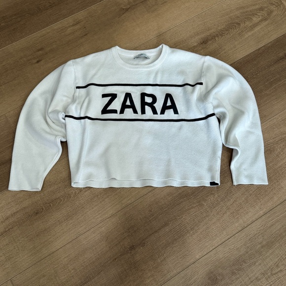 Zara Tops - Zara‎ Knit Women’s Medium Cropped Baggy Top Sweatshirt Pullover Black Spellout